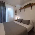 Cosy - Stylish - Close To Centre
